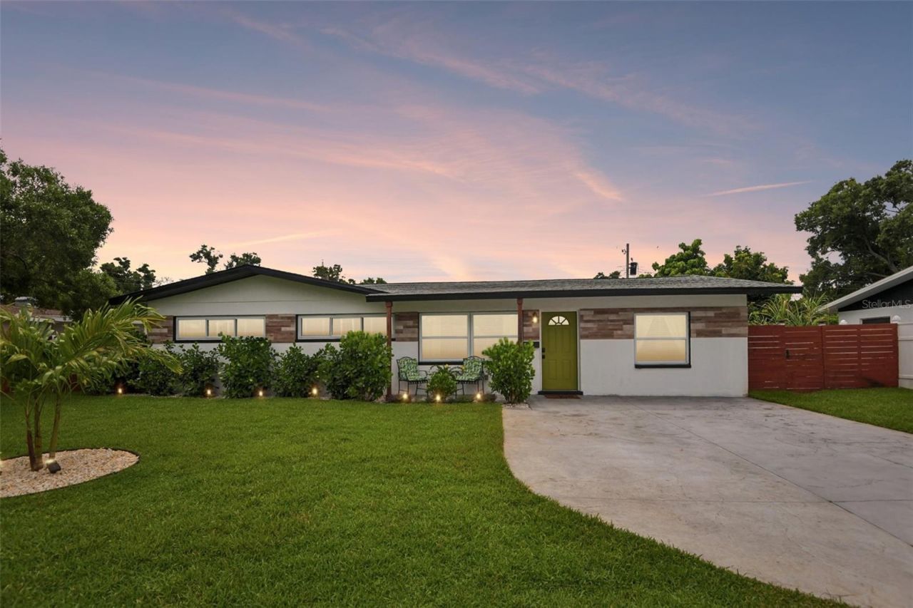 5520 24th Terrace N, Saint Petersburg, FL 33710 Main Photo