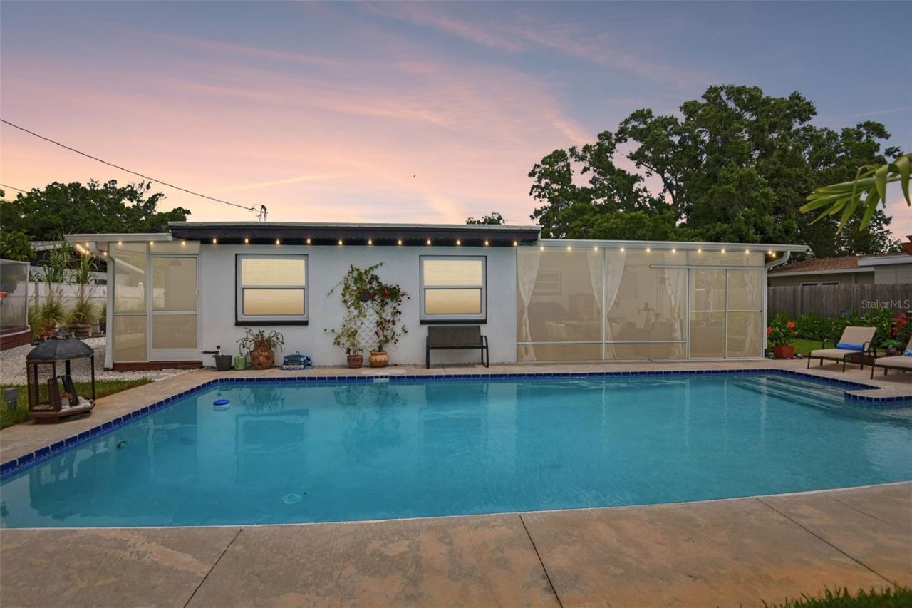 5520 24th Terrace N, Saint Petersburg, FL 33710 Photo