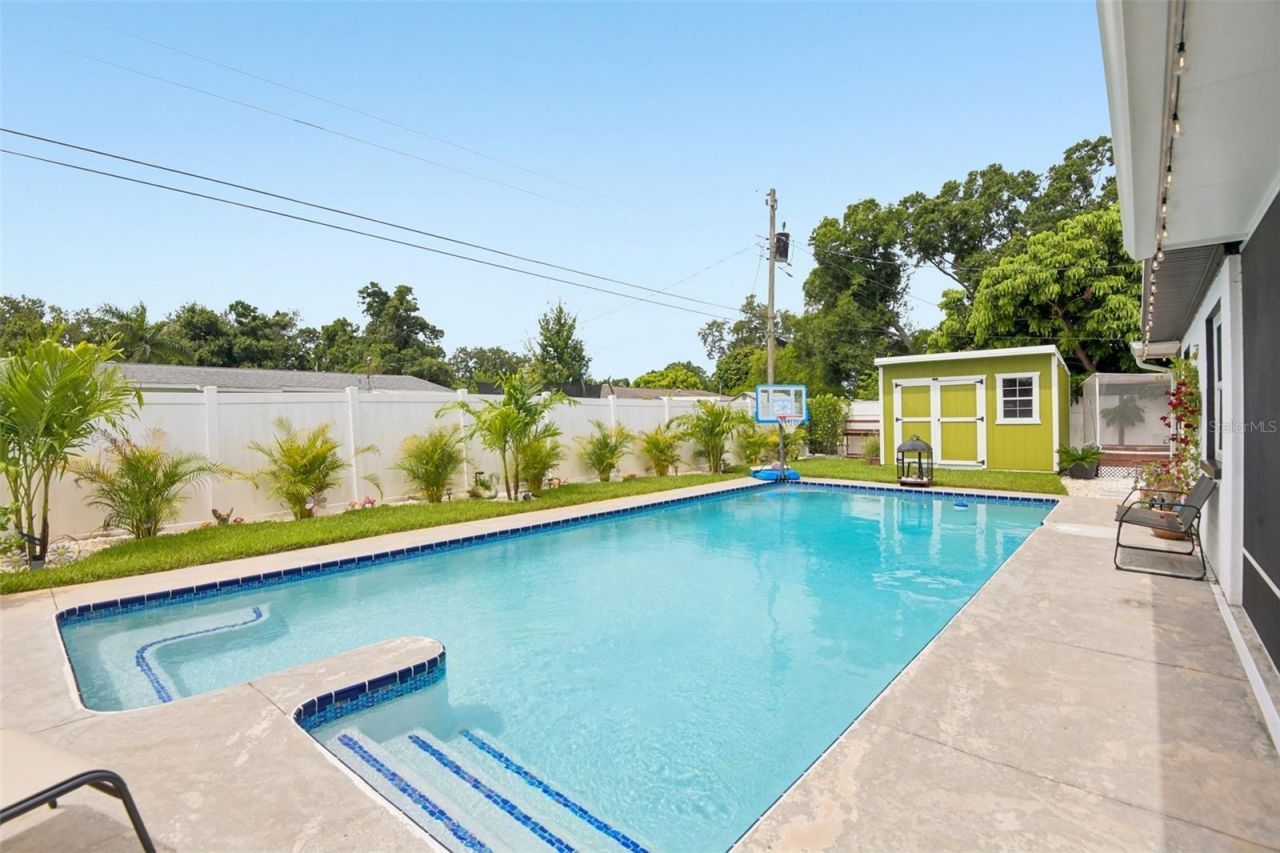 5520 24th Terrace N, Saint Petersburg, FL 33710 Photo