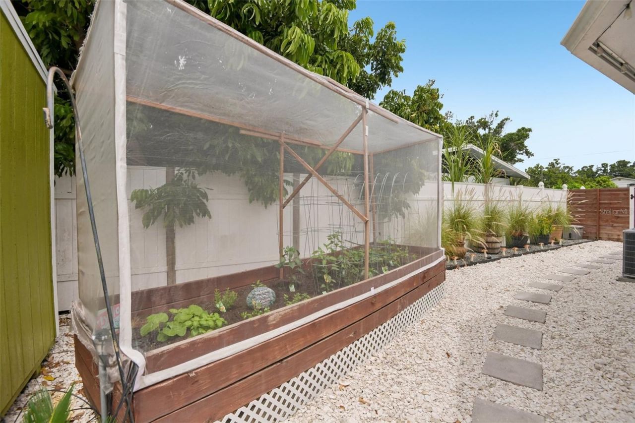 5520 24th Terrace N, Saint Petersburg, FL 33710 Photo