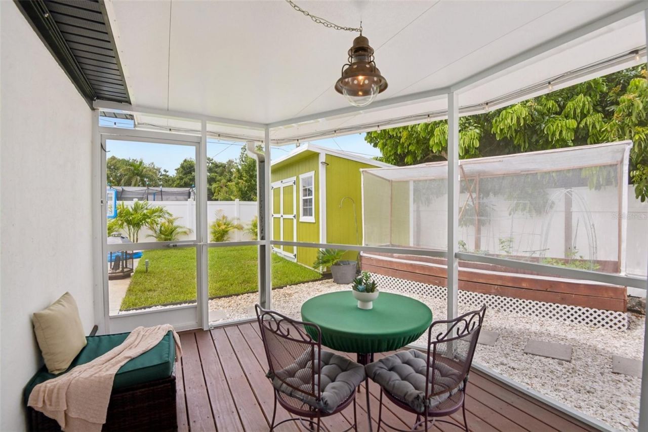 5520 24th Terrace N, Saint Petersburg, FL 33710 Photo