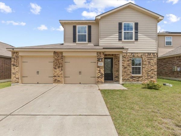 19808 Hubert R. Humphrey RD , Manor, TX 78653