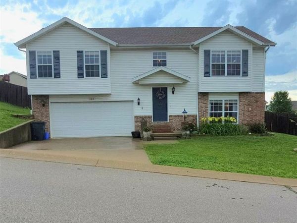 100 Mary Catherine, Waynesville, MO 65583
