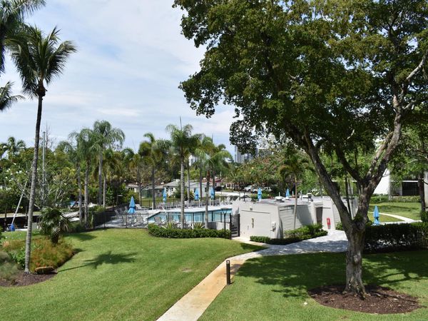 1201 River Reach Drive, Unit 207, Fort Lauderdale, FL 33315