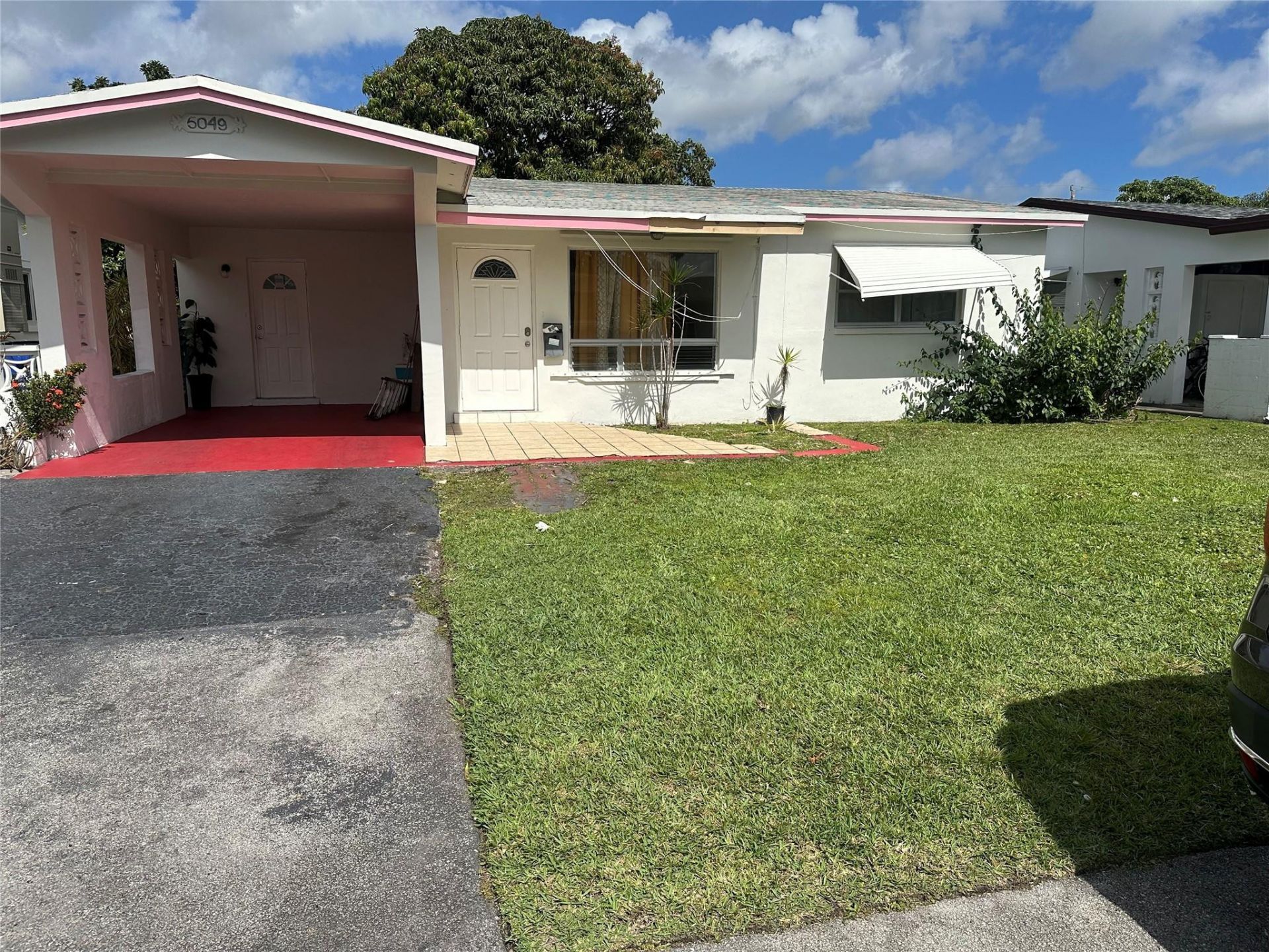 5049 NW 42nd Street, Lauderdale Lakes, FL 33319 Photo