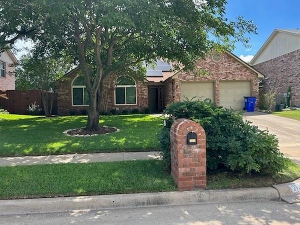 2106 Millwood Drive, Corinth, TX 76210
