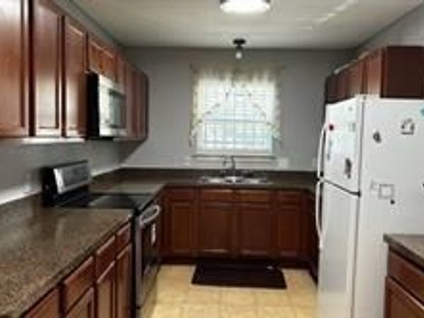 1730 Nomas Street , Dallas, TX 75212