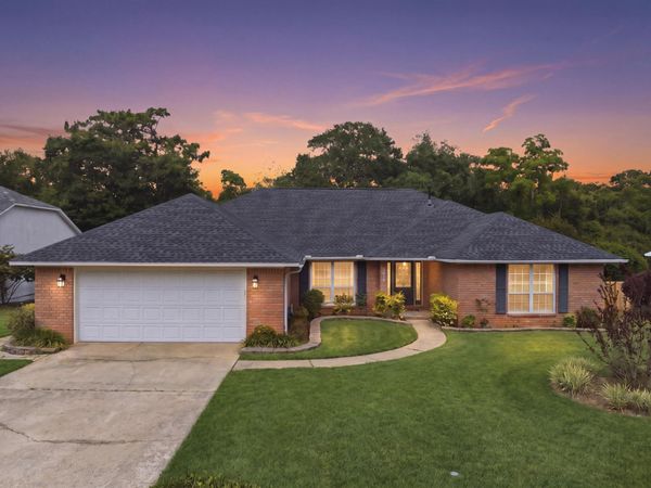 6032 Forest Green Road, Pensacola, FL 32505