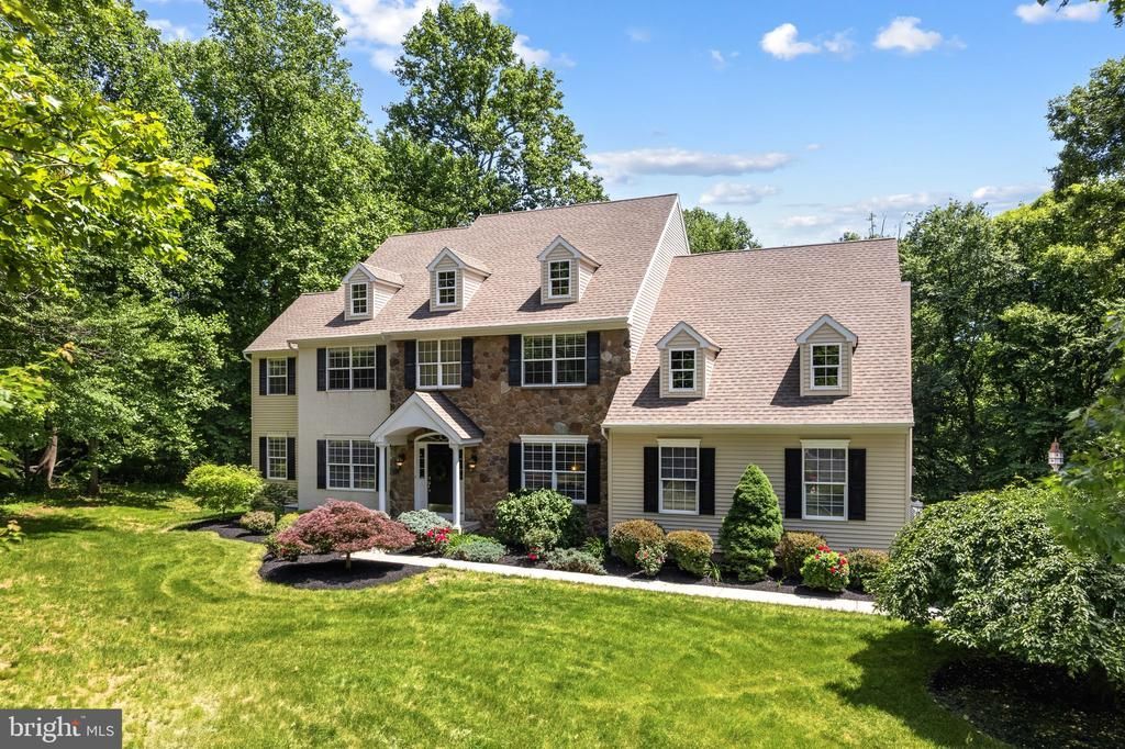 2076 SAINT PETERS ROAD , POTTSTOWN, PA 19465