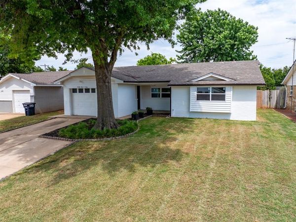 2303 N McKinley Avenue, Shawnee, OK 74804