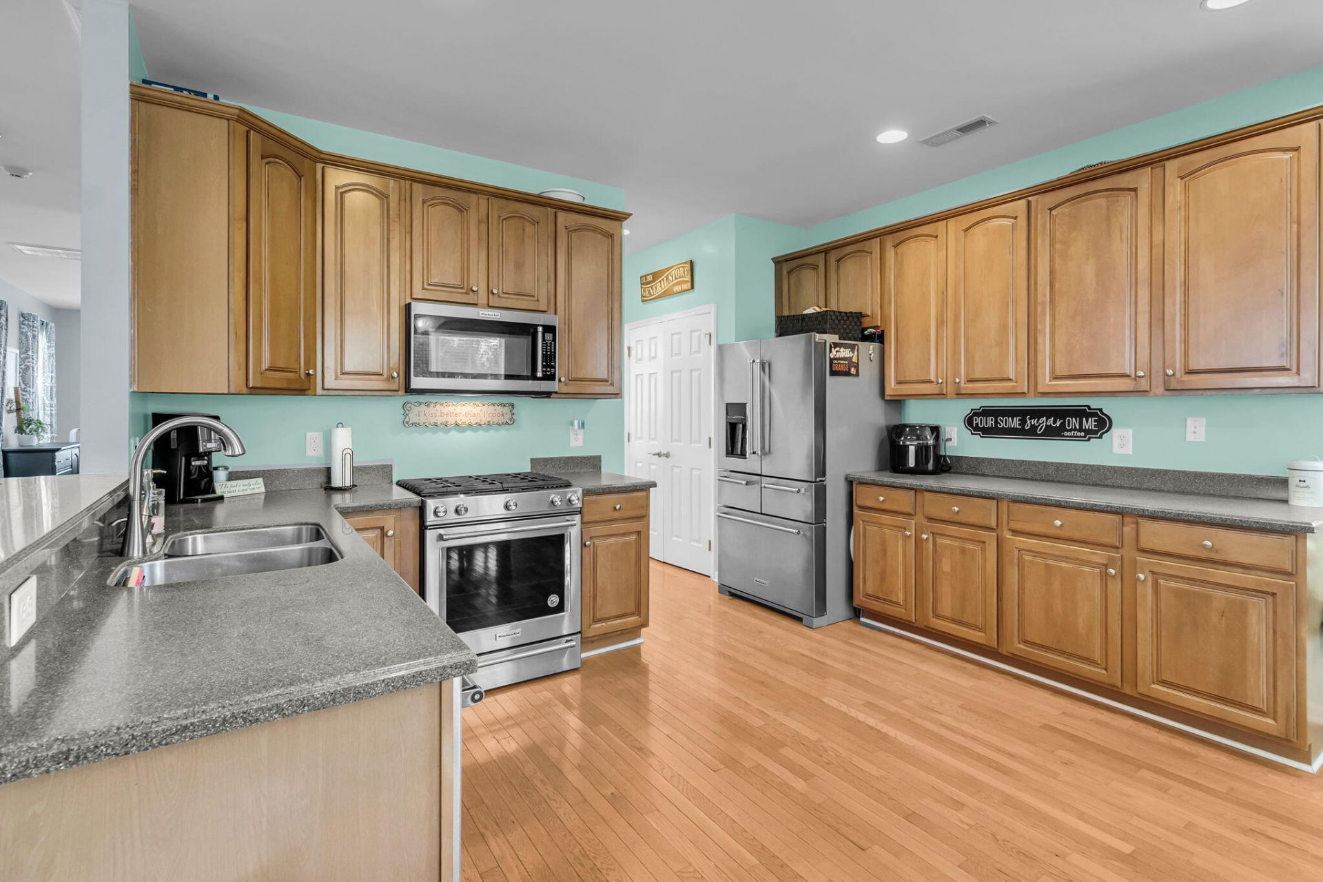 2282 Sandy Point Lane Photo 8