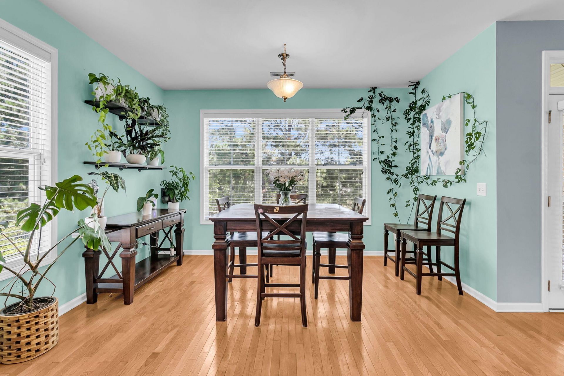 2282 Sandy Point Lane Photo 9