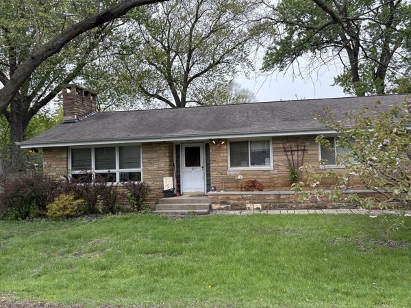 337 Maplewood Drive , Lakemoor, IL 60051