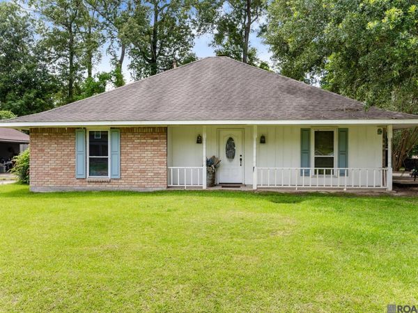 11845 Alamo Dr, Baton Rouge, LA 70818