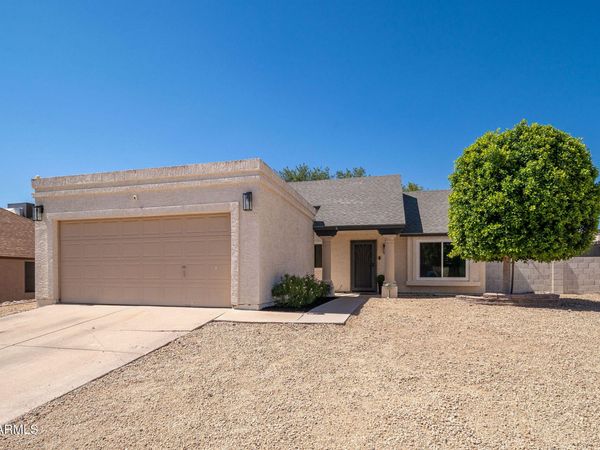 1256 E UTOPIA Road, Phoenix, AZ 85024