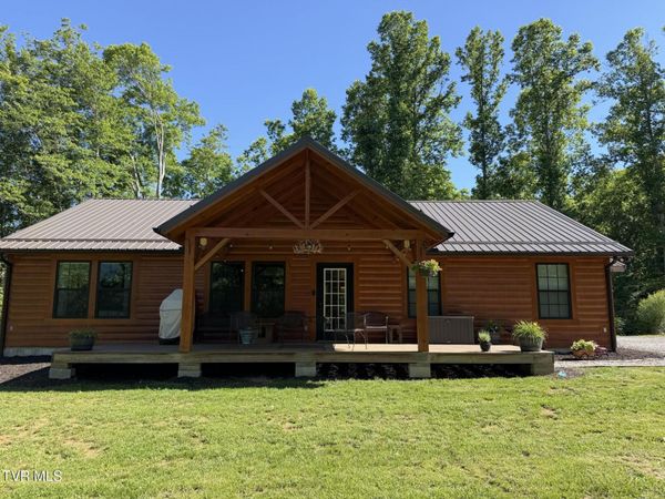 1575 Rice Creek Road, Flag Pond, TN 37657