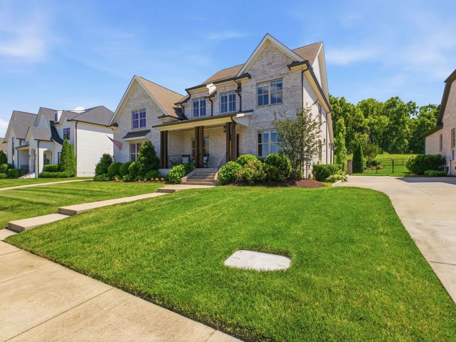 Property Image 4