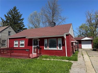 15615 Lotus Drive, Cleveland, OH 44128