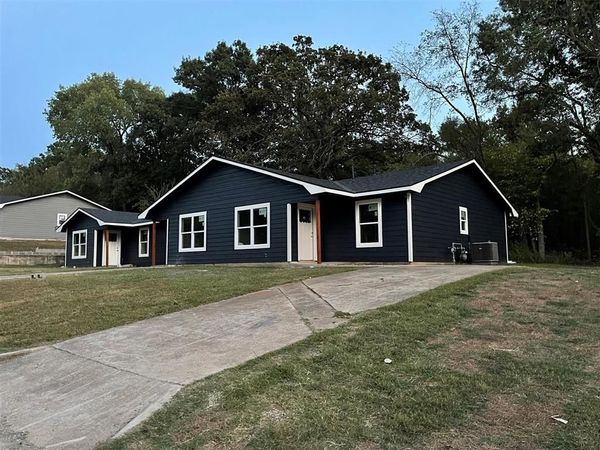 807 E Florida Street, Durant, OK 74701