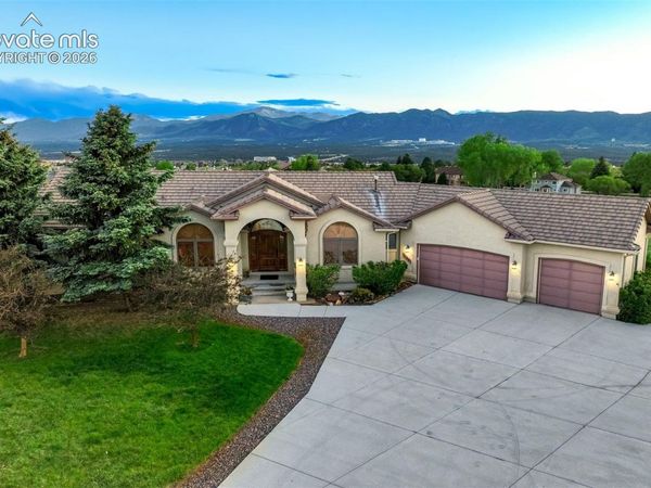 720 Mission Hill Way, Colorado Springs, CO 80921