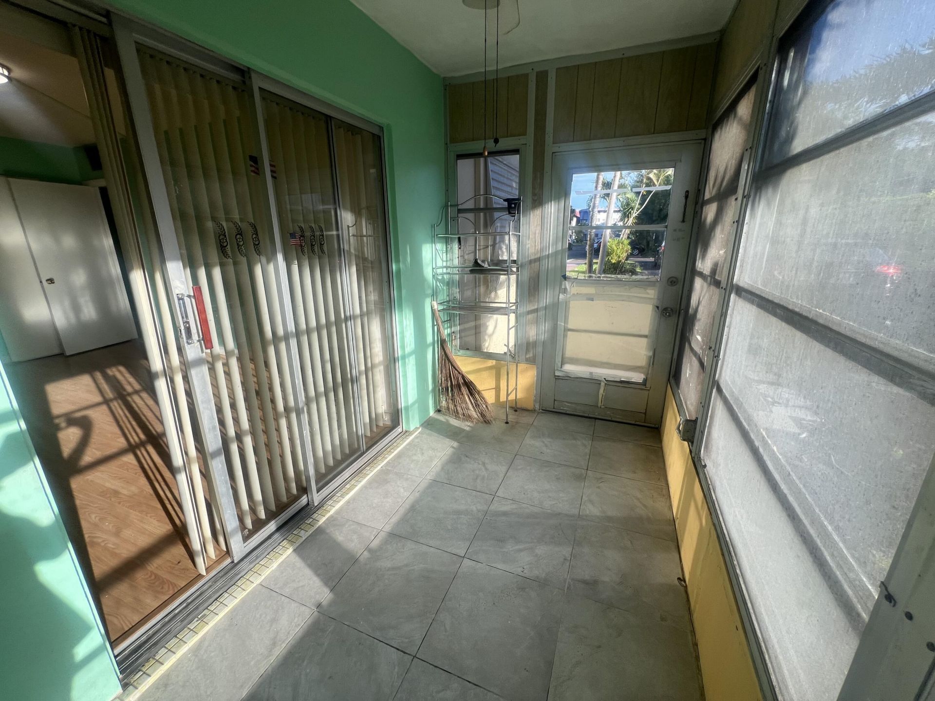 3071 NW 47th Terrace, Unit 125, Lauderdale Lakes, FL 33313 Photo