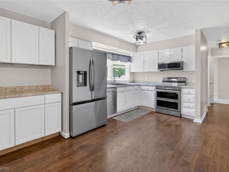 982 Marilyn Drive , Wooster, OH 44691 Photo 10