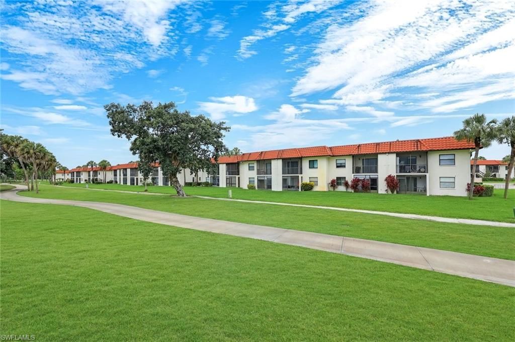4338 27th Ct Sw, Unit 204, Naples, FL 34116 Photo