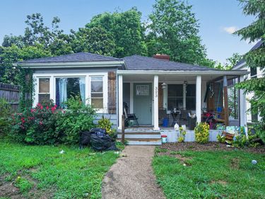 323 W High Street, Mt Sterling, KY 40353