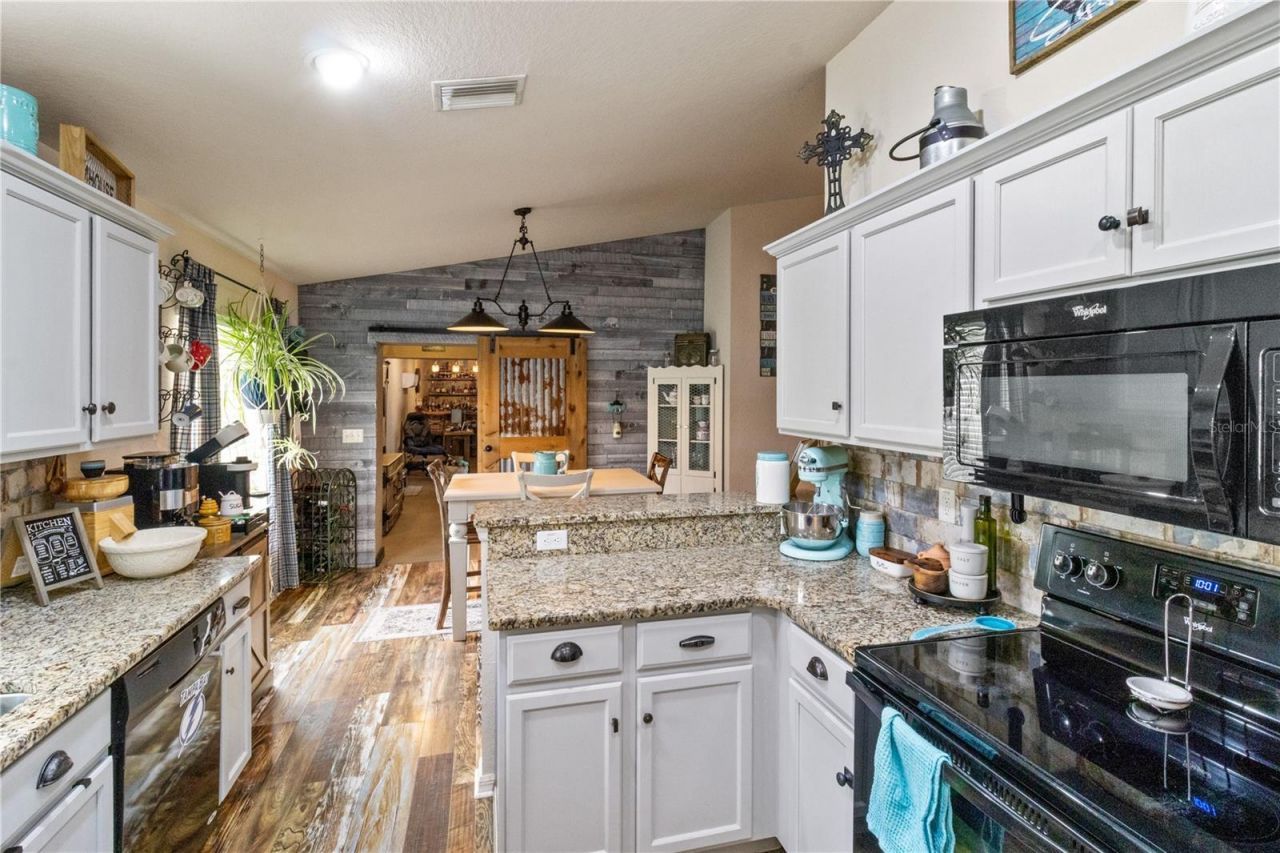 4562 Fairway Oaks Drive , Mulberry, FL 33860 Photo