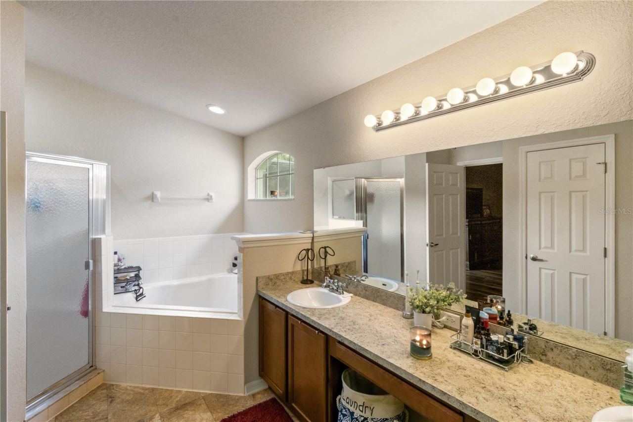 4562 Fairway Oaks Drive , Mulberry, FL 33860 Photo