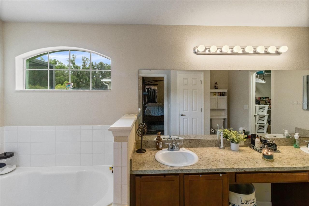 4562 Fairway Oaks Drive , Mulberry, FL 33860 Photo