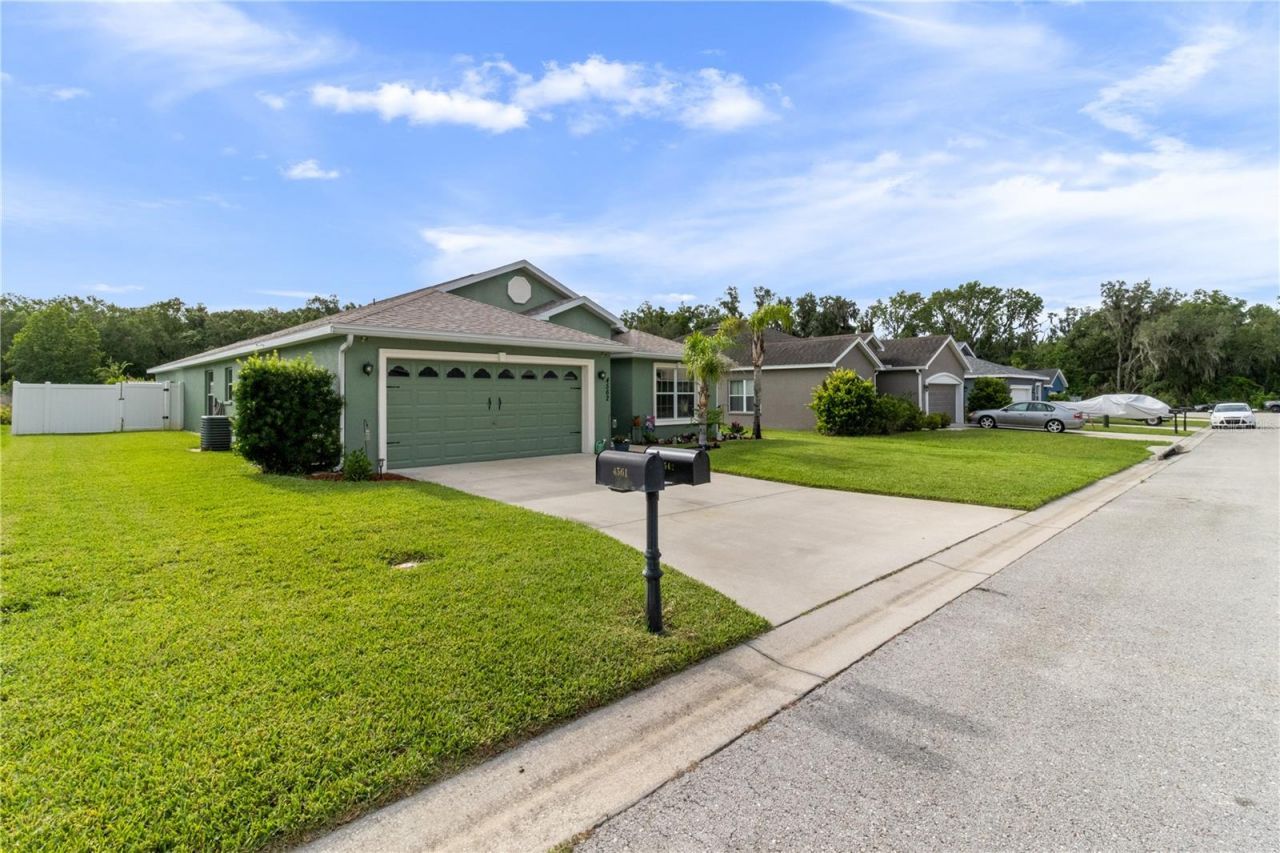 4562 Fairway Oaks Drive , Mulberry, FL 33860 Photo
