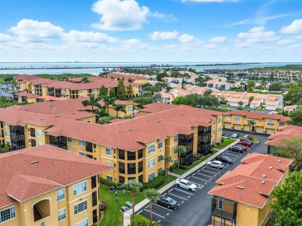 4333 BAYSIDE VILLAGE DRIVE , Unit 304, TAMPA, FL 33615