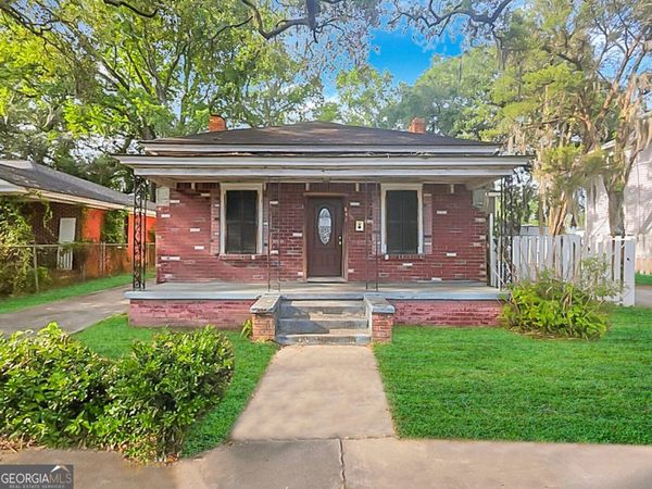 842 E 37th Street, Savannah, GA 31401
