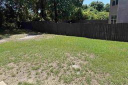 19 Leatherwood Drive  photo 4