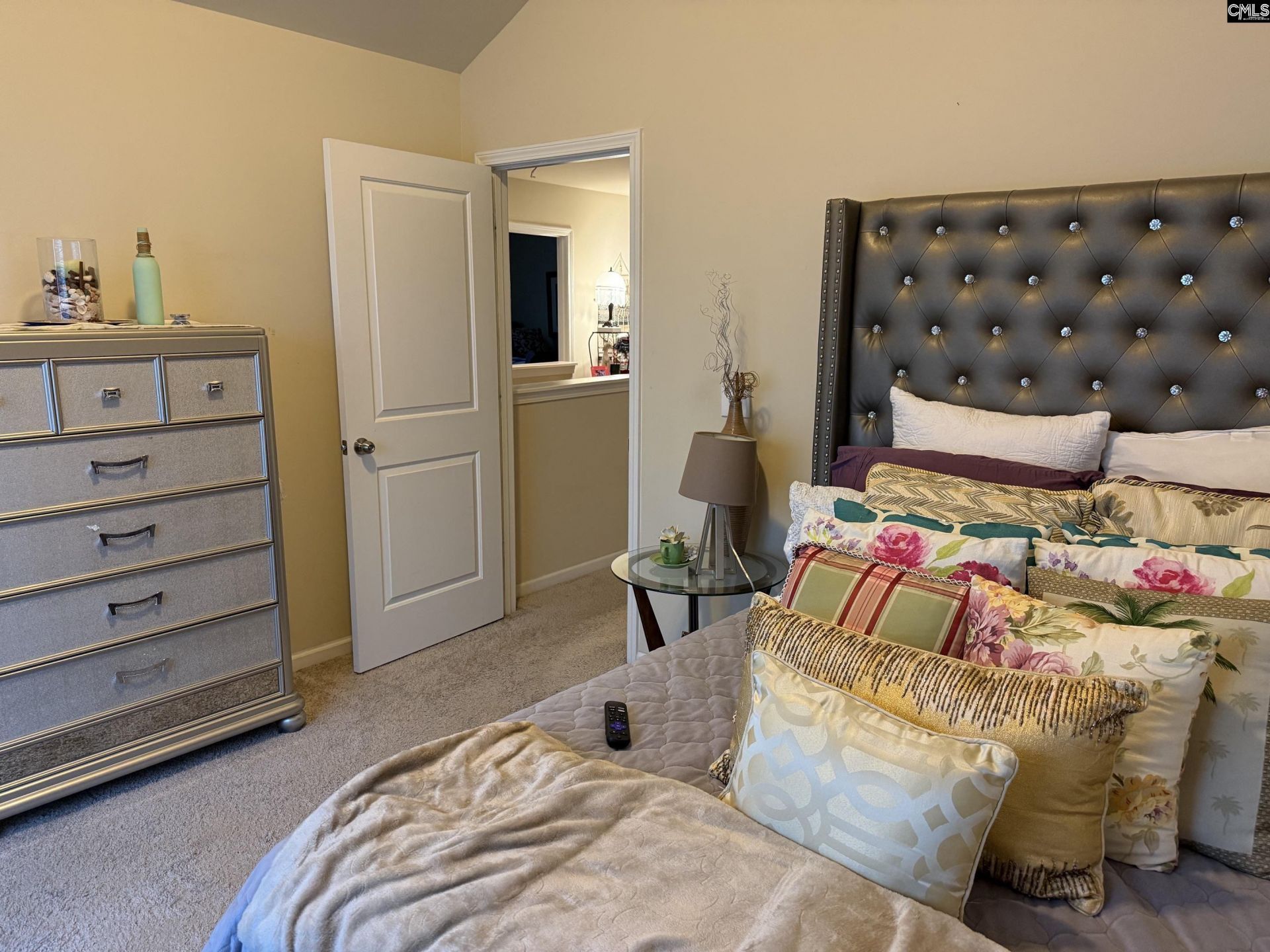 19 Leatherwood Drive  Photo 24