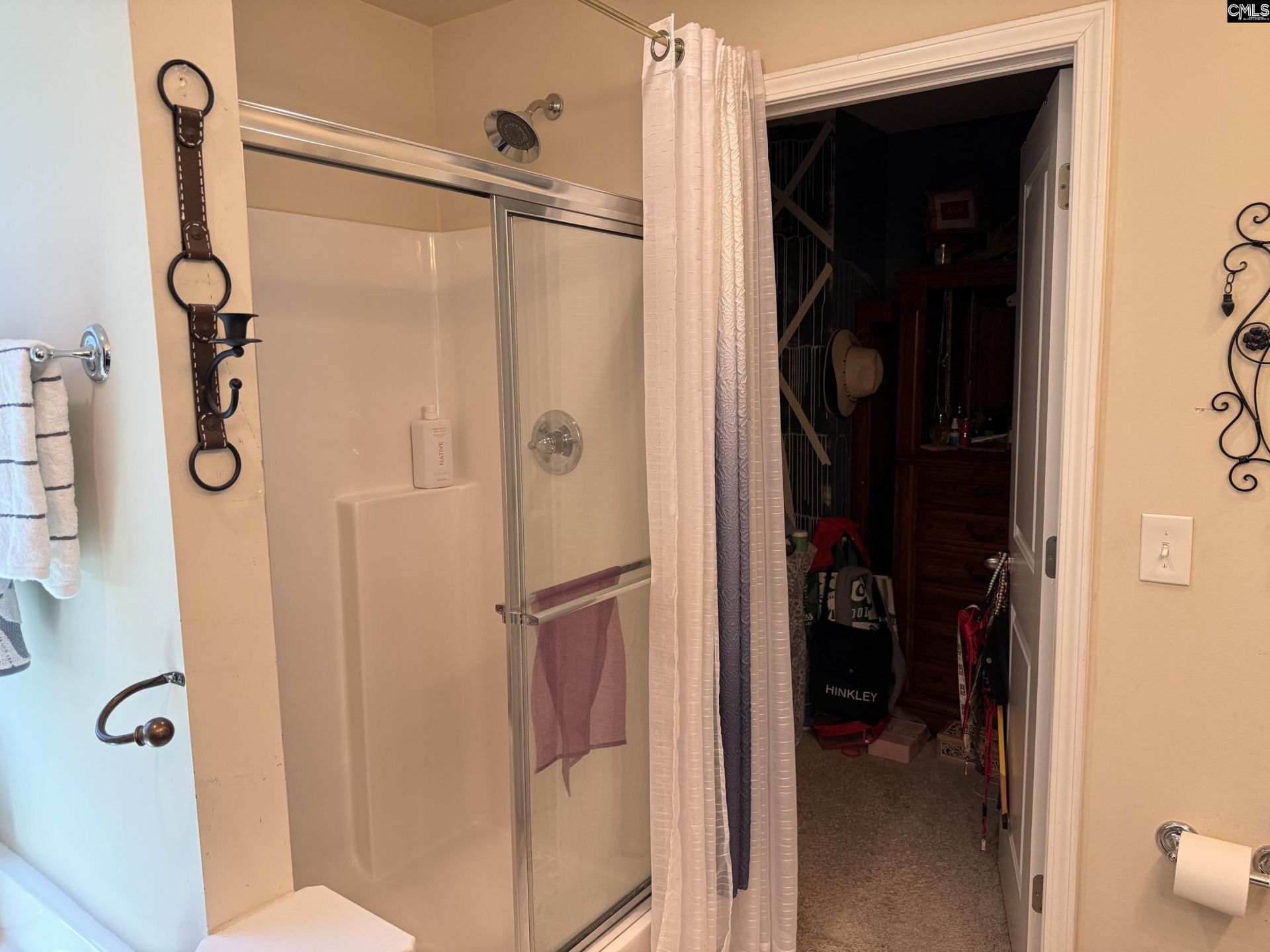 19 Leatherwood Drive  Photo 37