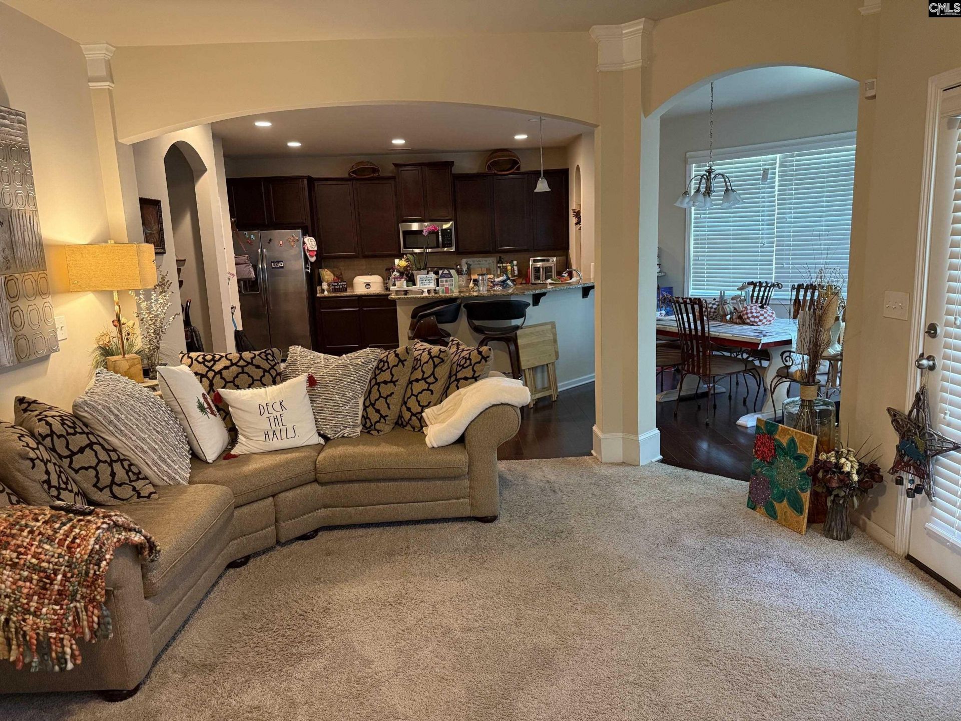 19 Leatherwood Drive  Photo 7