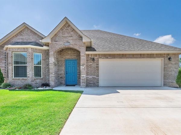 3930 Maple Grove Avenue, Shawnee, OK 74804