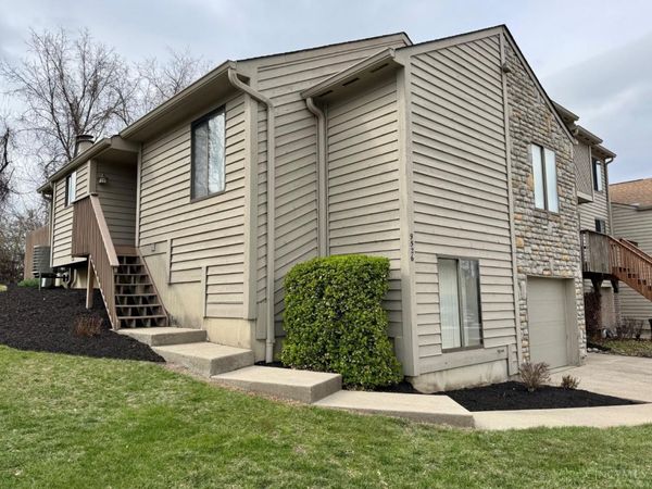 9526 Colegate Way, West Chester, OH 45011