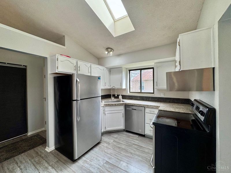 9526 Colegate Way, West Chester, OH 45011 Photo 15