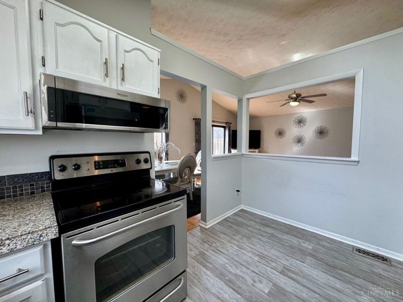 9526 Colegate Way, West Chester, OH 45011 Photo 18
