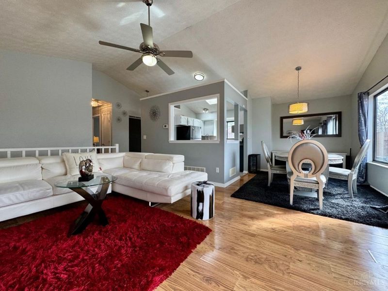 9526 Colegate Way, West Chester, OH 45011 Photo 19