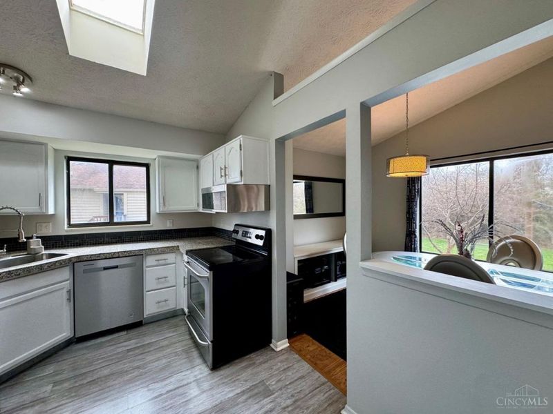 9526 Colegate Way, West Chester, OH 45011 Photo 20