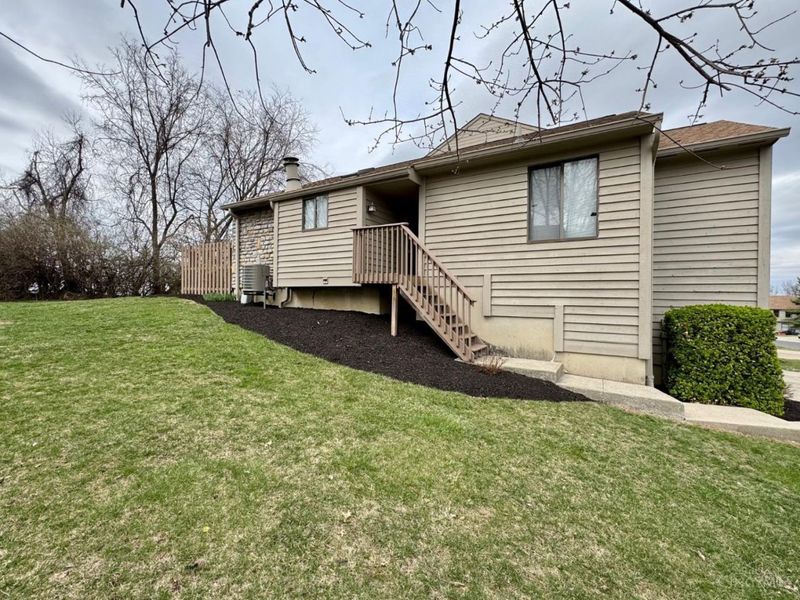 9526 Colegate Way, West Chester, OH 45011 Photo 3