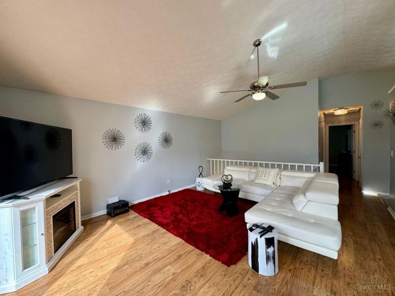 9526 Colegate Way, West Chester, OH 45011 Photo 8