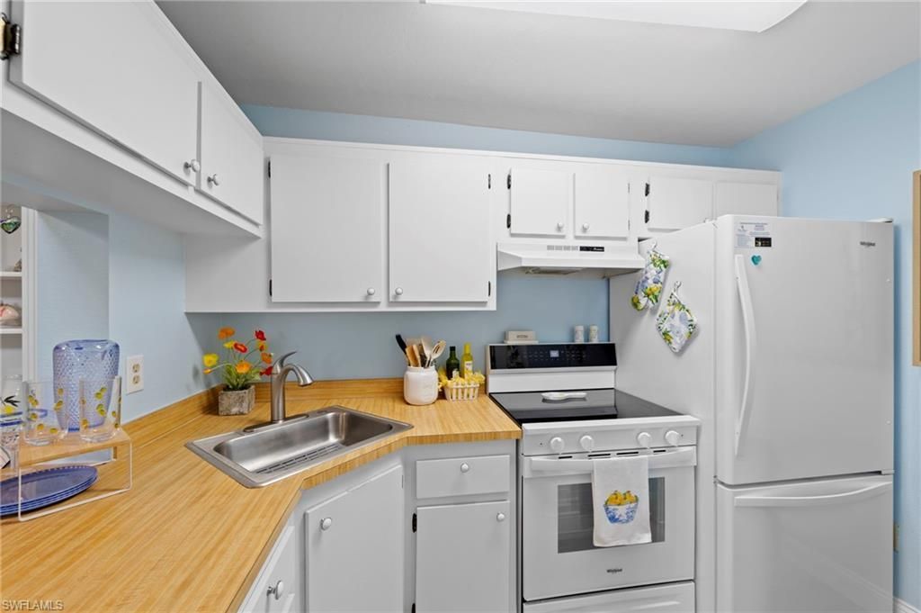 9970 Sailview Ct, Unit 20, Fort Myers, FL 33905 Photo