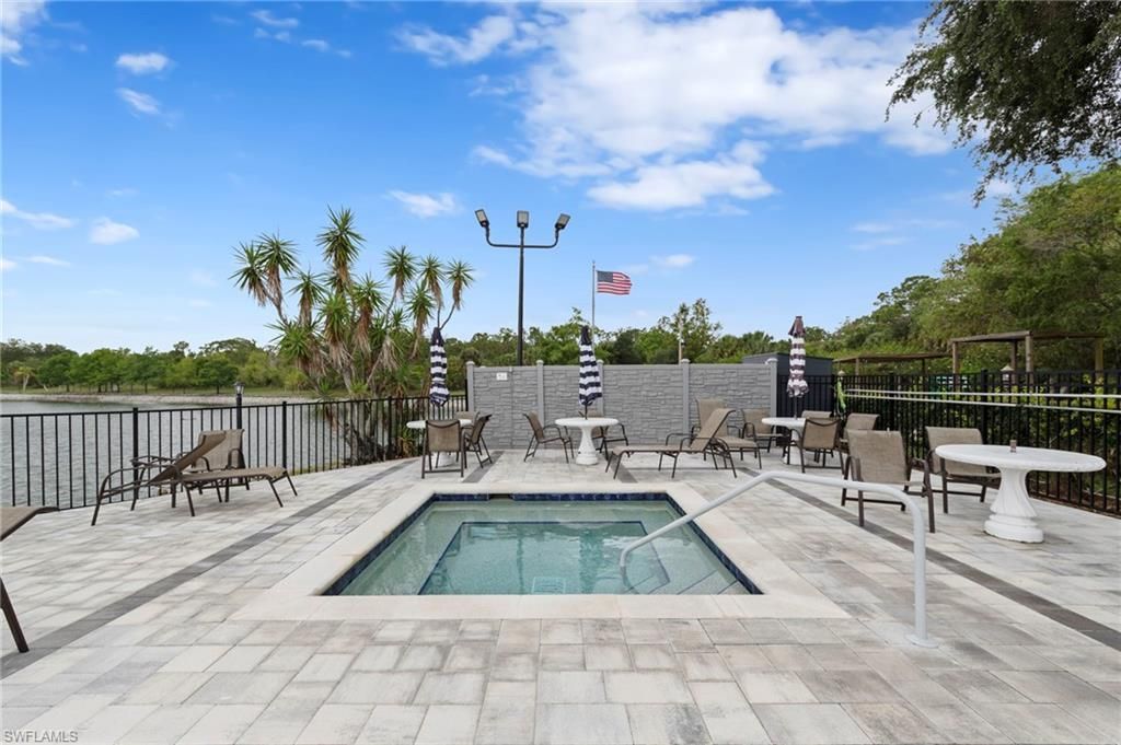9970 Sailview Ct, Unit 20, Fort Myers, FL 33905 Photo