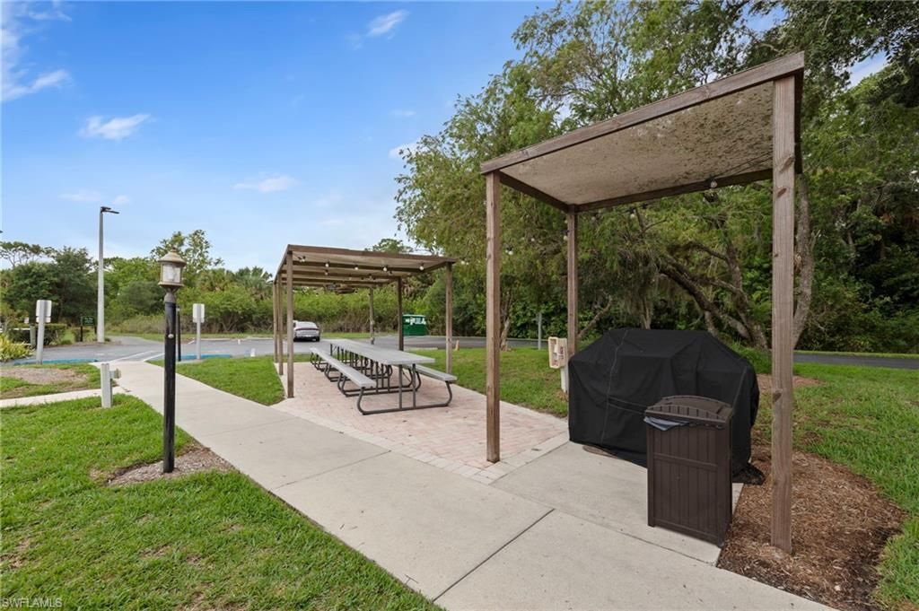 9970 Sailview Ct, Unit 20, Fort Myers, FL 33905 Photo