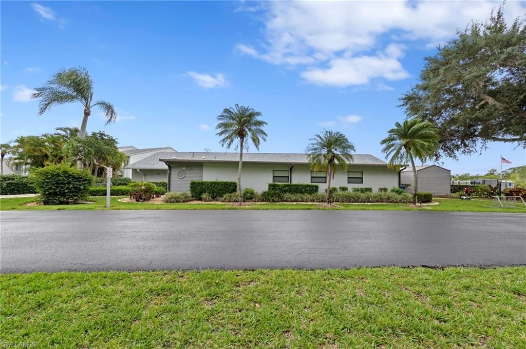 9970 Sailview Ct, Unit 20, Fort Myers, FL 33905 Photo